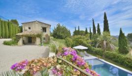 Вилла за 2 700 000 евро в Мужене, Франция