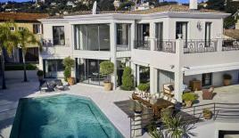 Вилла за 2 850 000 евро в Гольф-Жуан, Франция