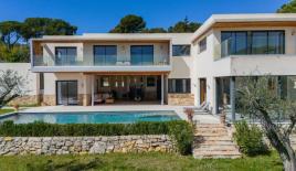 Вилла за 2 990 000 евро в Мужене, Франция