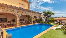 Дом за 598 000 евро на Коста-Брава, Испания