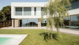 Дом за 2 200 000 евро на Коста-дель-Маресме, Испания