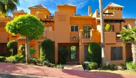 Таунхаус за 340 000 евро в Испании