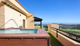 Таунхаус за 695 000 евро в Испании