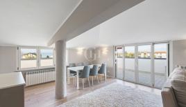 Пентхаус за 699 000 евро у озера Гарда, Италия