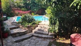 Отель, гостиница за 572 000 евро в Пуле, Хорватия