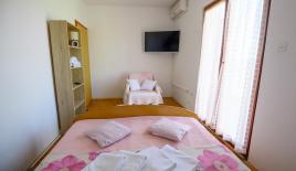 Отель, гостиница за 645 000 евро в Задаре, Хорватия