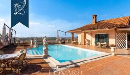 Вилла за 1 590 000 евро в Риме, Италия