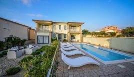 Отель, гостиница за 913 000 евро в Задаре, Хорватия