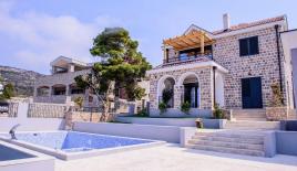 Дом за 950 000 евро на полуострове Луштица, Черногория