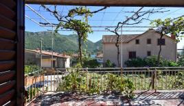 Дом за 210 000 евро в Каменари, Черногория