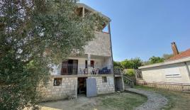 Дом за 260 000 евро в Баре, Черногория