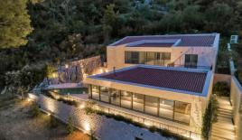 Дом за 2 200 000 евро в Прчани, Черногория