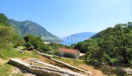 Земля за 650 000 евро в Рисане, Черногория