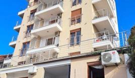 Квартира за 270 000 евро в Тивате, Черногория
