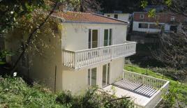 Дом за 205 000 евро в Круче, Черногория