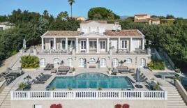Вилла за 18 200 евро за неделю в Грасе, Франция