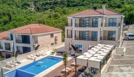 Вилла за 1 500 000 евро в Режевичах, Черногория
