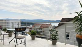 Квартира за 270 000 евро в Тивате, Черногория