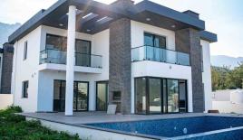 Вилла за 878 631 евро в Кирении, Кипр