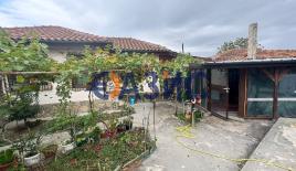 Дом за 178 200 евро в Просенике, Болгария