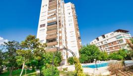 Квартира за 336 000 евро в Ларе, Турция