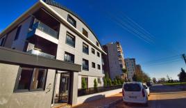 Квартира за 185 000 евро в Ларе, Турция