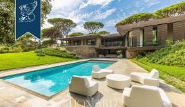 Вилла за 7 700 000 евро в Кастильоне-делла-Пеская, Италия