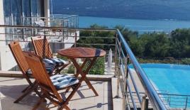 Квартира за 185 000 евро в Дженовичах, Черногория