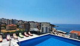 Квартира за 215 000 евро в Добра Воде, Черногория