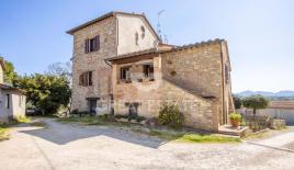 Дом за 268 000 евро в Кастильоне-дель-Лаго, Италия