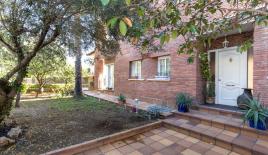 Дом за 698 000 евро в Барселоне, Испания