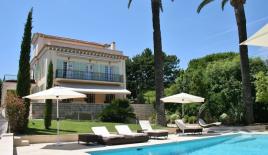 Вилла в Антибе, Франция (цена по запросу)