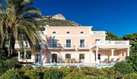Вилла в Кап-д'Ай, Франция (цена по запросу)