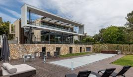 Вилла в Мужене, Франция (цена по запросу)