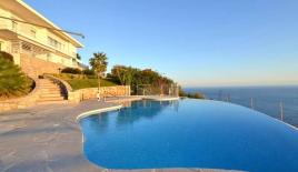 Вилла в Кап-д'Ай, Франция (цена по запросу)