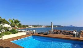 Вилла в Сен-Рафаэле, Франция (цена по запросу)