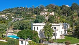 Вилла в Каннах, Франция (цена по запросу)