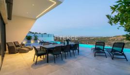 Вилла за 1 450 000 евро в Рохалесе, Испания