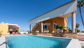 Вилла за 675 000 евро в Ориуэле, Испания