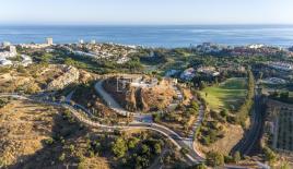 Пентхаус за 980 000 евро в Бенальмадене, Испания