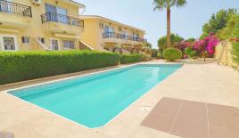 Таунхаус за 300 000 евро в Пафосе, Кипр