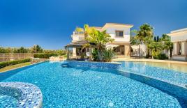 Вилла за 7 350 000 евро в Пафосе, Кипр