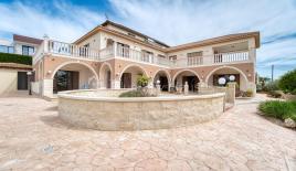 Вилла за 3 200 000 евро в Лимасоле, Кипр