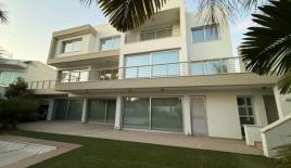 Вилла за 1 800 000 евро в Лимасоле, Кипр