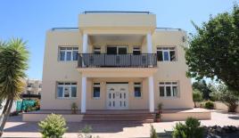 Вилла за 799 999 евро в Ларнаке, Кипр