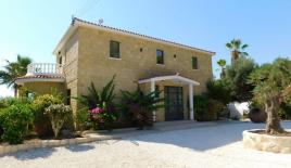 Вилла за 2 500 000 евро в Пафосе, Кипр