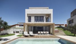 Вилла за 760 000 евро в Финестрате, Испания