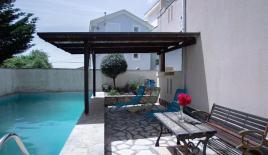 Отель, гостиница за 400 000 евро в Кримовице, Черногория