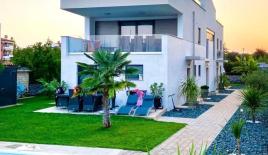 Вилла за 1 900 000 евро в Новиграде, Хорватия