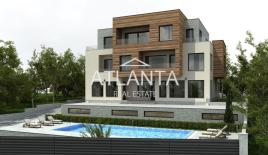 Дом за 775 000 евро в Ален мак, Болгария